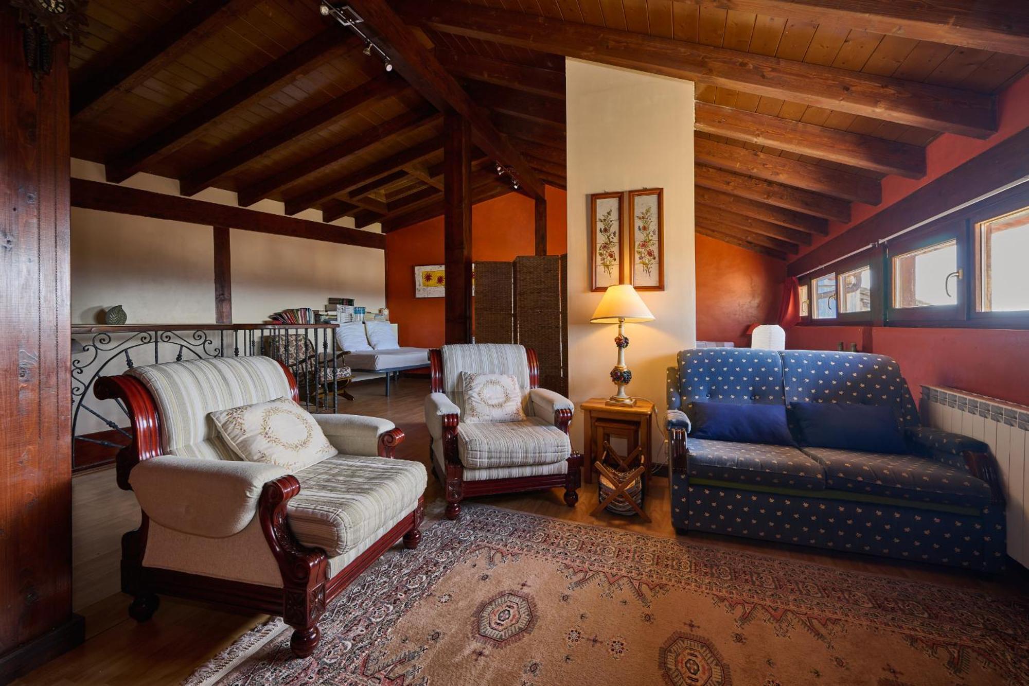 Villa Historic Haven By Fidalsa Labastida Exterior foto